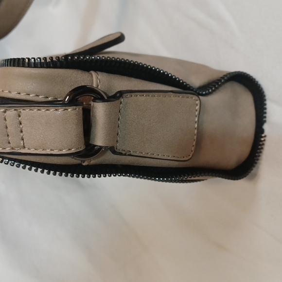 Nicole Miller of New York bag - Picture 9 of 15